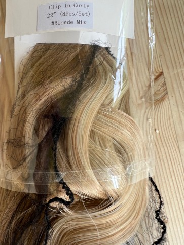 22 Inch Clip in Hair Extensions Curly 8pcs - Blonde Mix #18/613